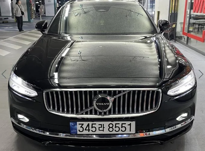 Volvo S90