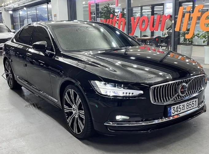 Volvo S90