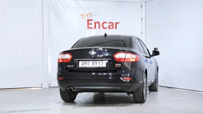 Renault SM3