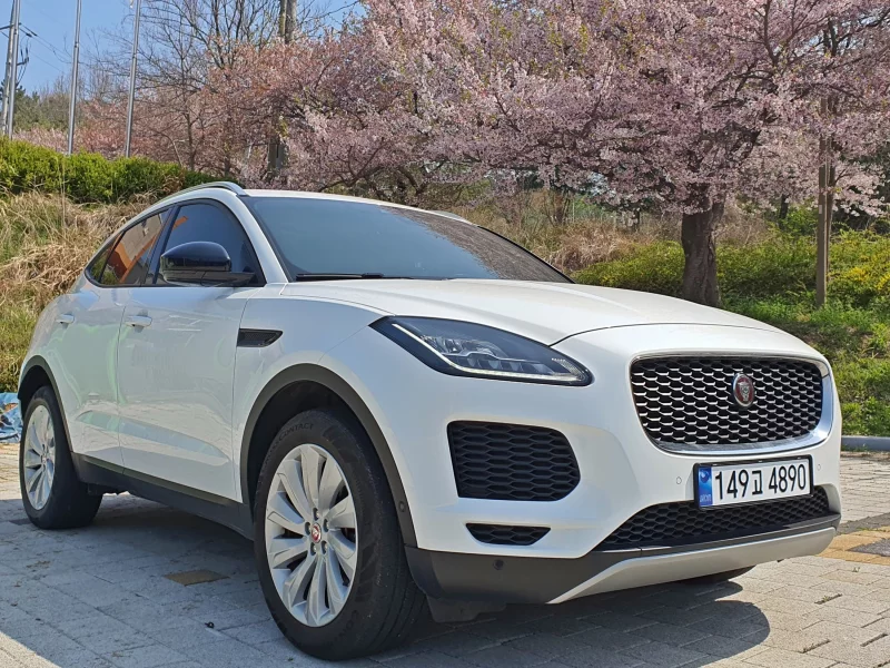 Jaguar E-PACE
