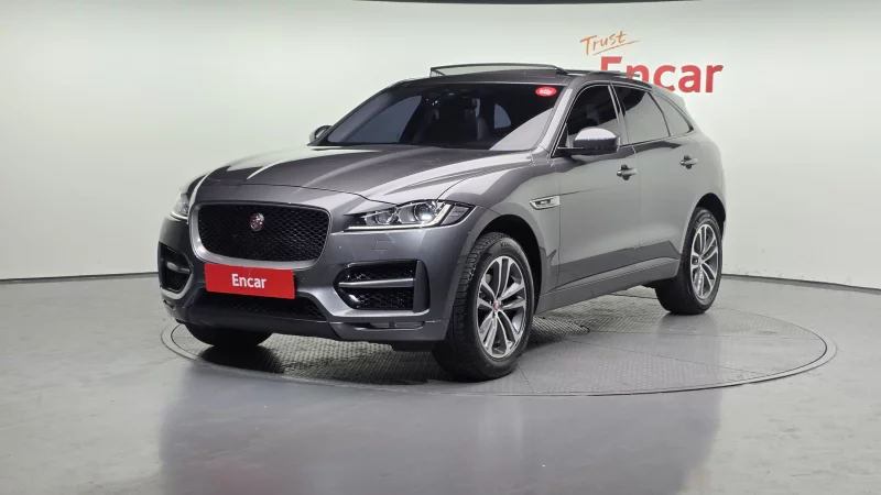 Jaguar F-PACE