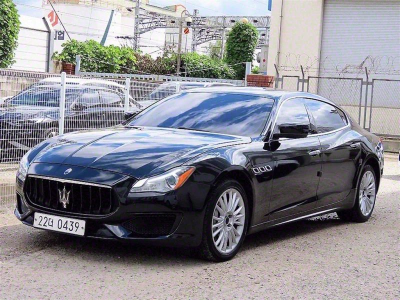 Maserati QUATTROPORTE