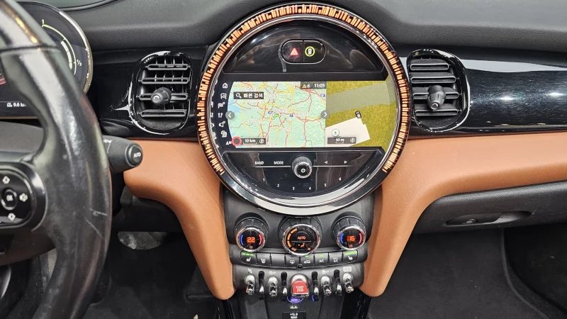 MINI Cooper Convertible