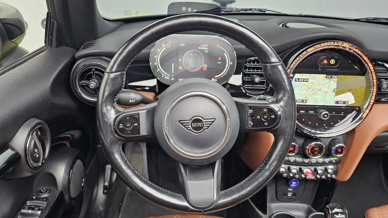 MINI Cooper Convertible