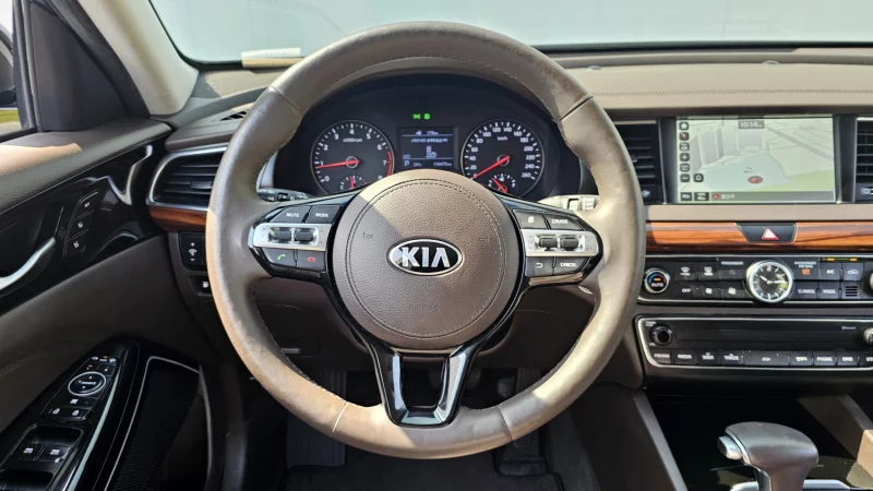 Kia K7