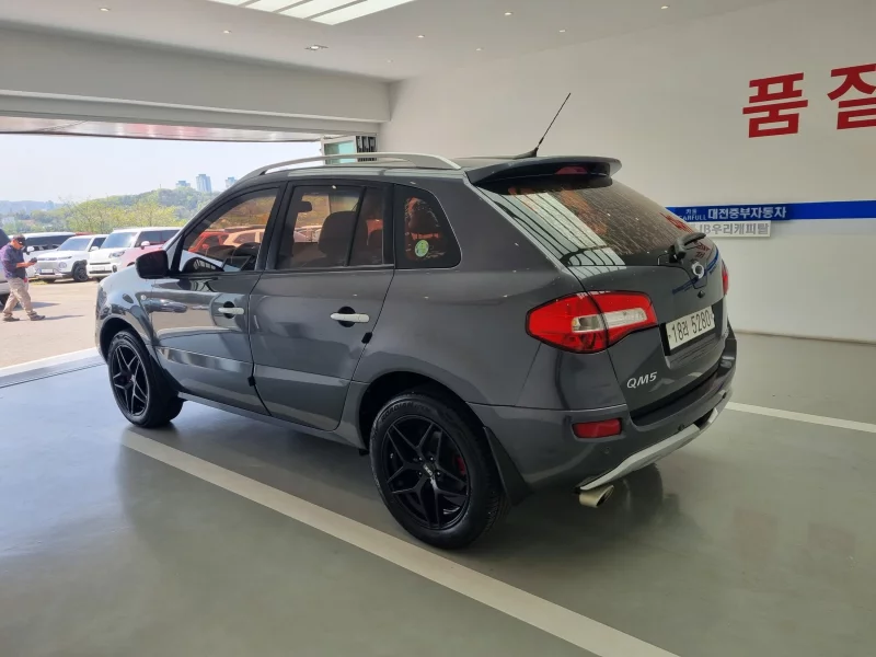 Renault QM5