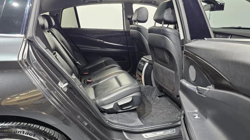 BMW 5-Series Gran Turismo