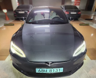 Tesla MODEL S