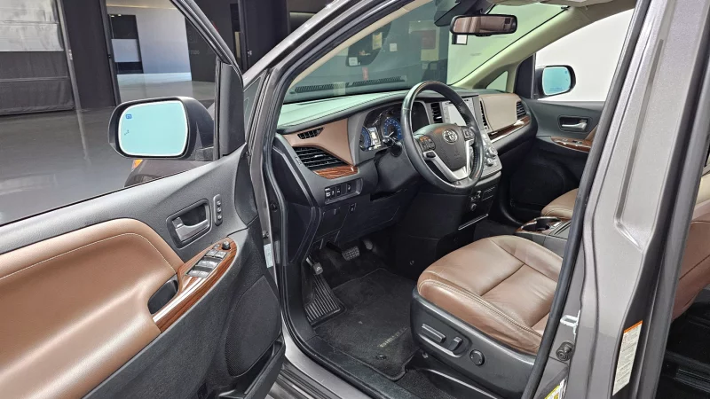 Toyota Sienna