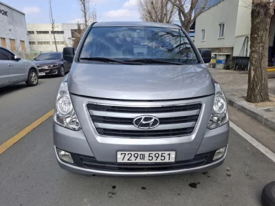 Hyundai Grand Starex