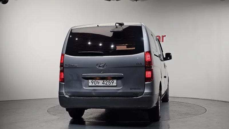 Hyundai Grand Starex