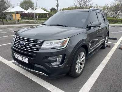 Ford EXPLORER