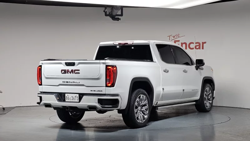 GMC SIERRA