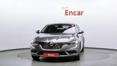 Renault SM6