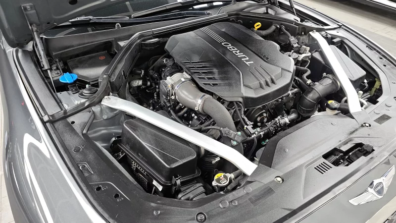 Genesis G70