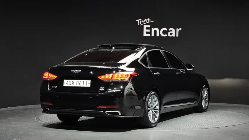 Hyundai Genesis