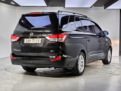 SsangYong Korando Turismo