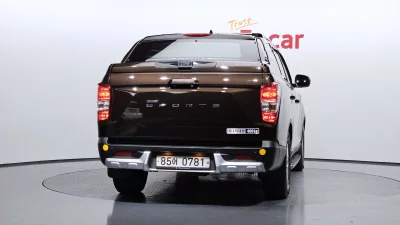 SsangYong Rexton Sports