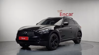Infiniti QX70