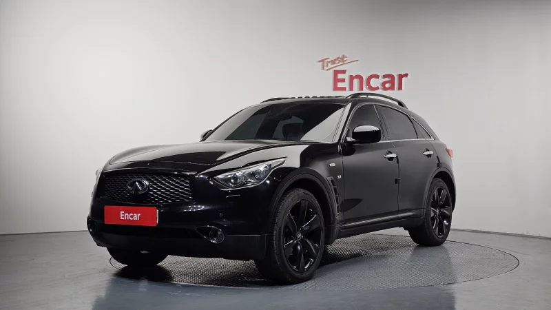 Infiniti QX70