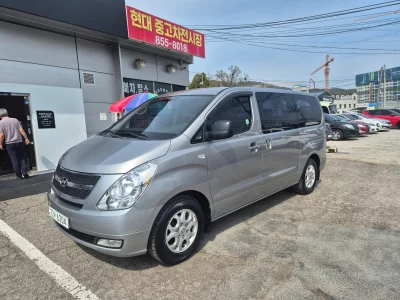 Hyundai Grand Starex