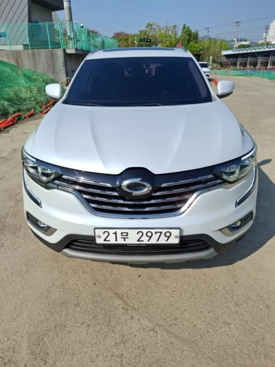 Renault QM6