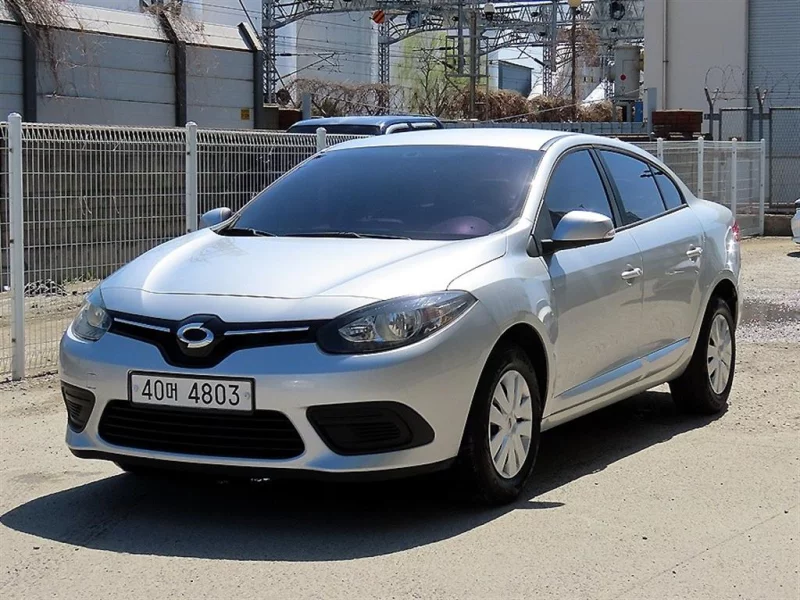 Renault SM3