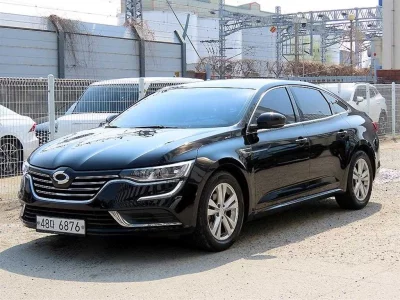 Renault SM6