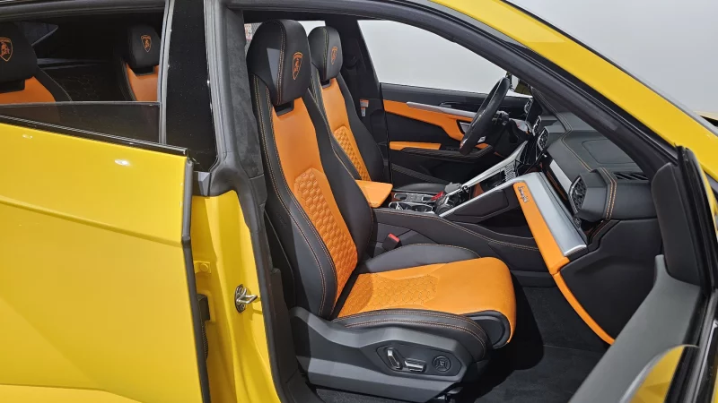 Lamborghini URUS