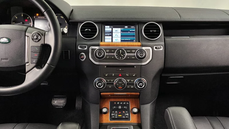 Land Rover DISCOVERY