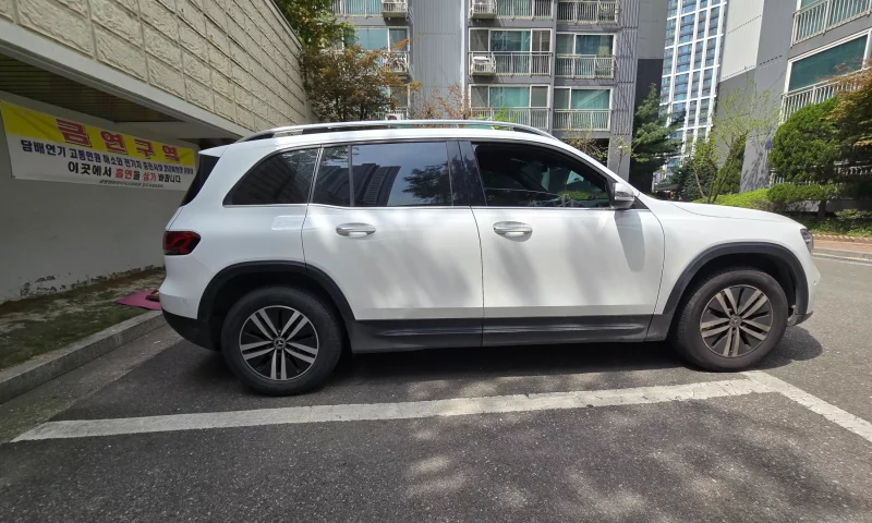Mercedes-Benz GLB-Class