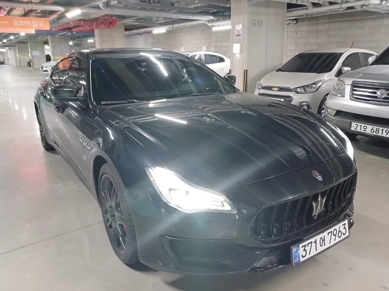 Maserati QUATTROPORTE