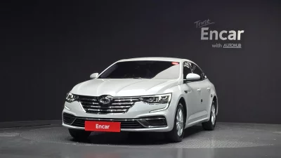 Renault SM6