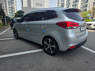 Kia Carens