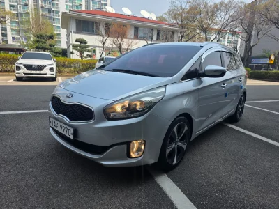 Kia Carens