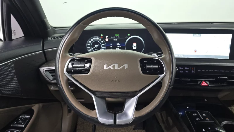 Kia K8