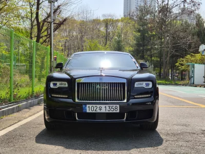 Rolls-Royce GHOST