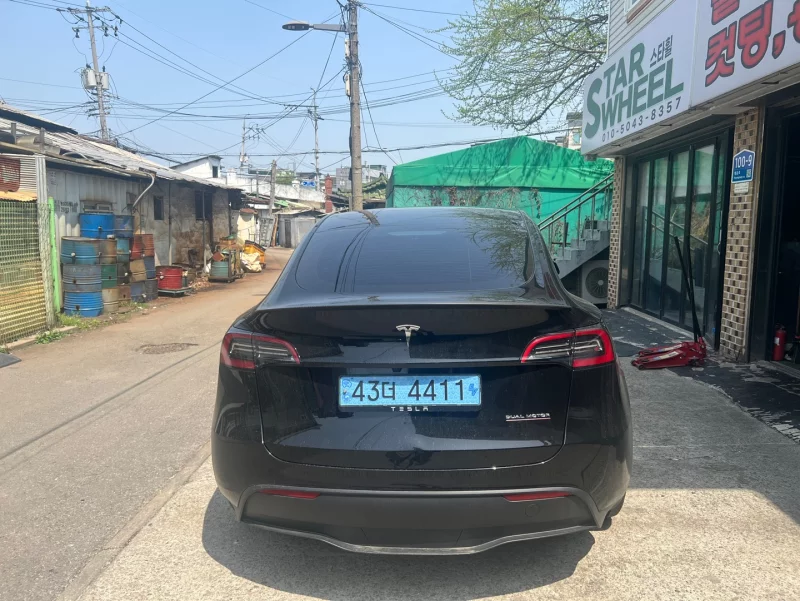 Tesla Model Y