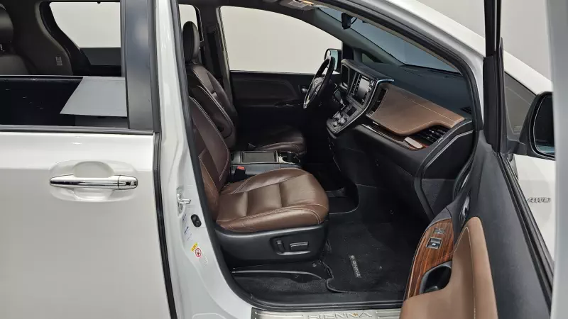 Toyota Sienna