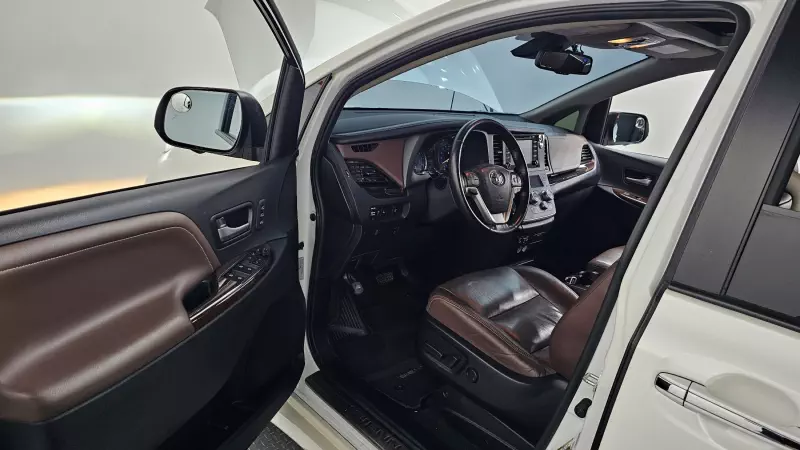 Toyota Sienna