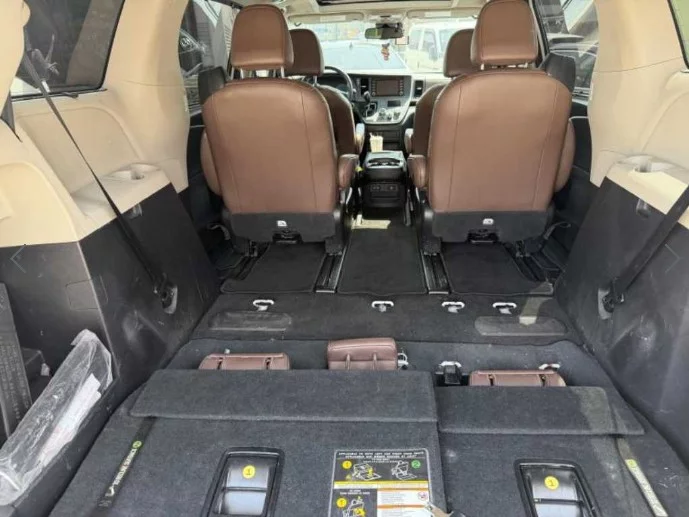 Toyota Sienna