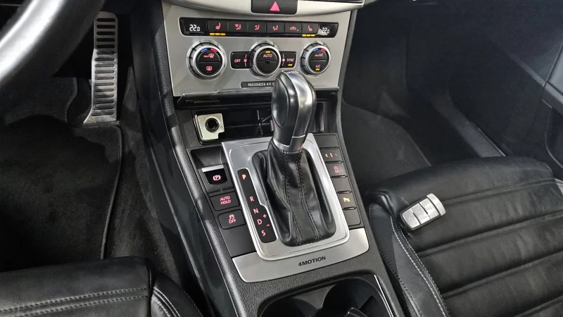 Volkswagen PASSAT CC