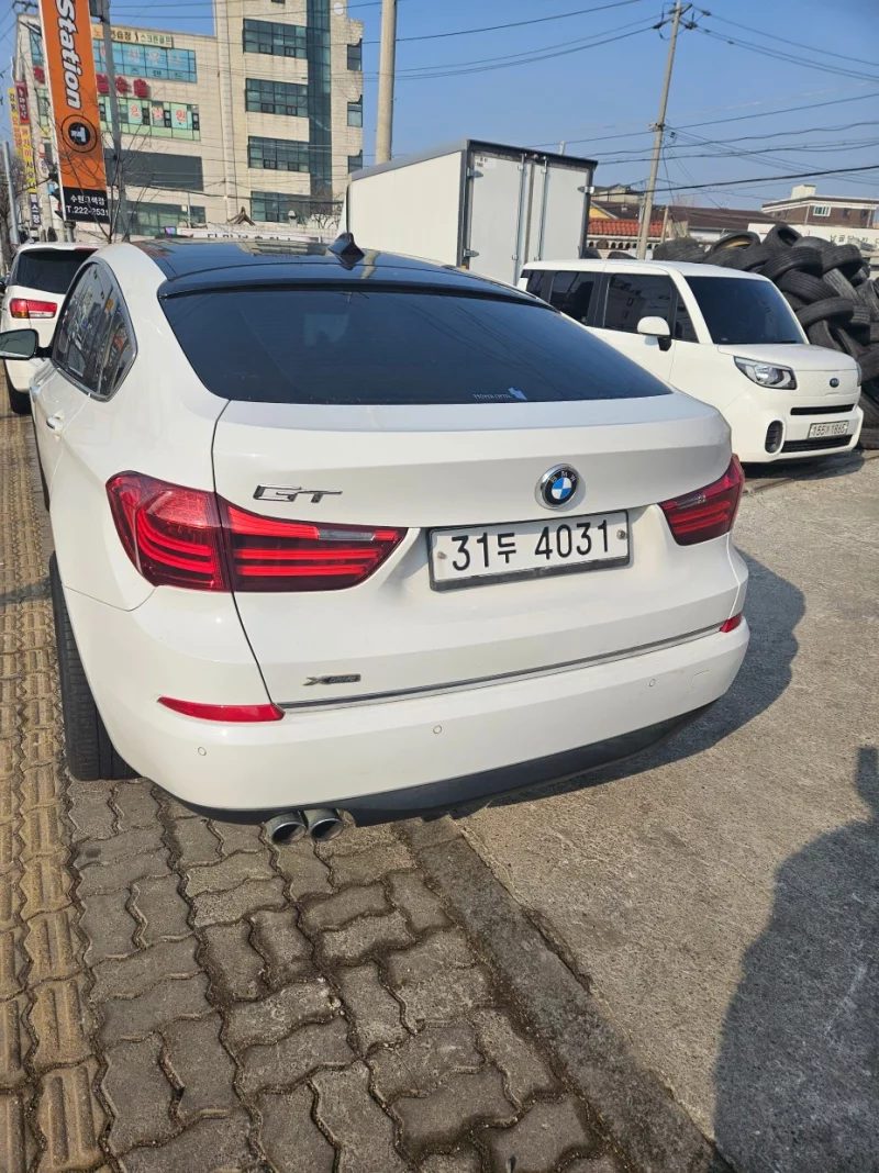 BMW 5-Series Gran Turismo