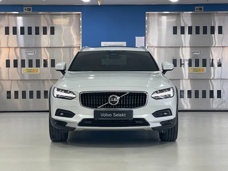 Volvo V90