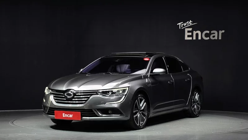 Renault SM6