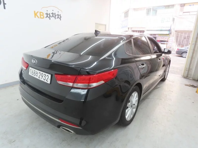 Kia K5