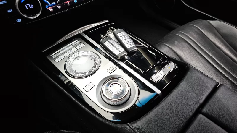 Genesis Electrified G80