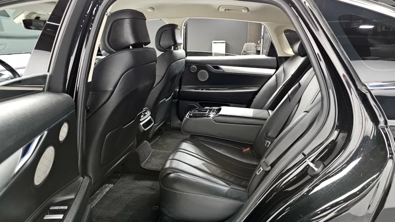 Genesis Electrified G80