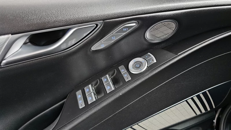 Genesis Electrified G80