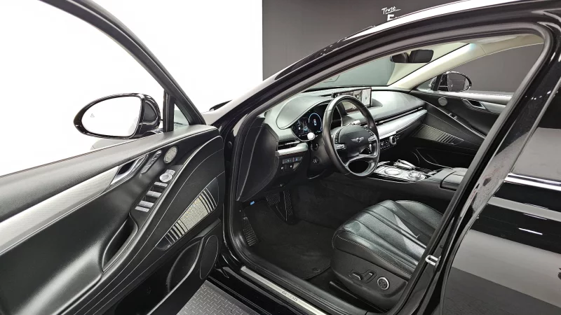 Genesis Electrified G80